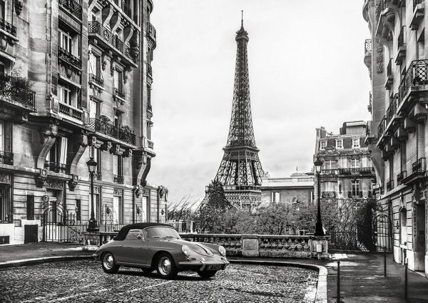 Roadster in Paris